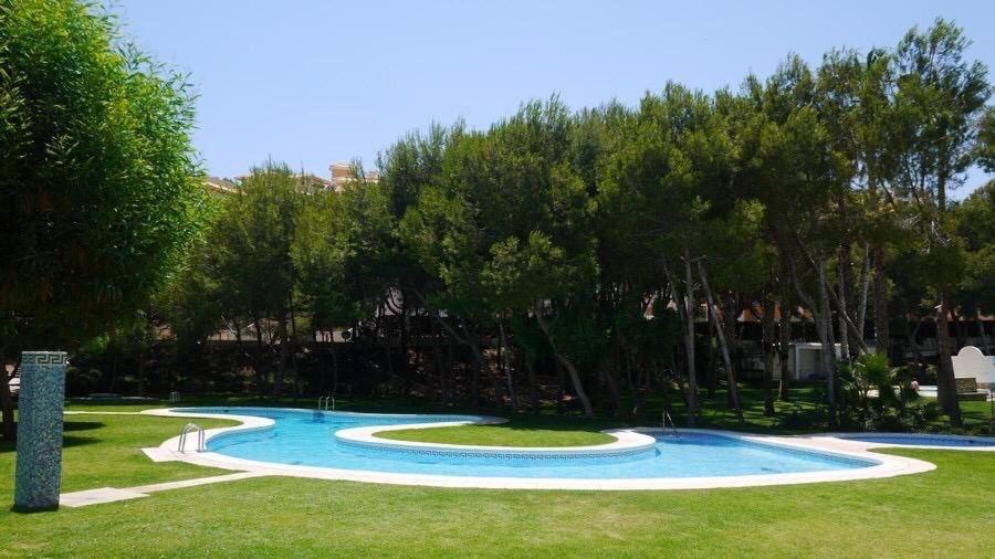 2-Bedroom And Living Room Apartment Near Campoamor Beach Экстерьер фото