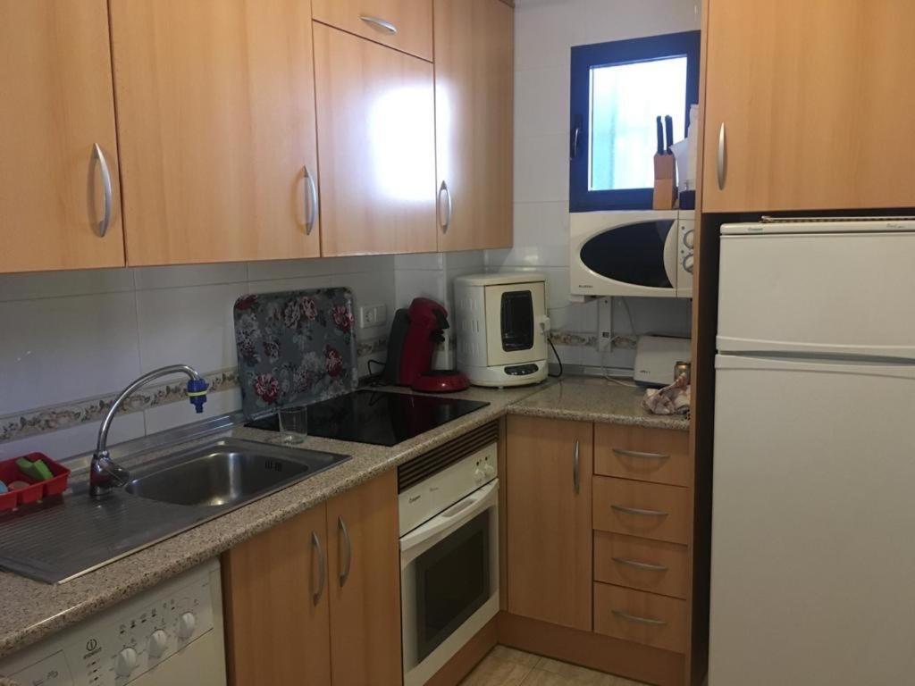 2-Bedroom And Living Room Apartment Near Campoamor Beach Экстерьер фото